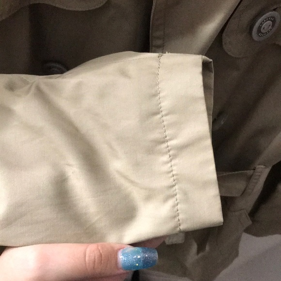 New tan express coat 💛 - Picture 5 of 7